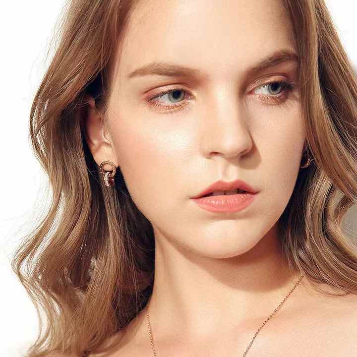 LuxeStack™ Celestial Necklace and Earrings Set – A Masterpiece of Elegance ✨