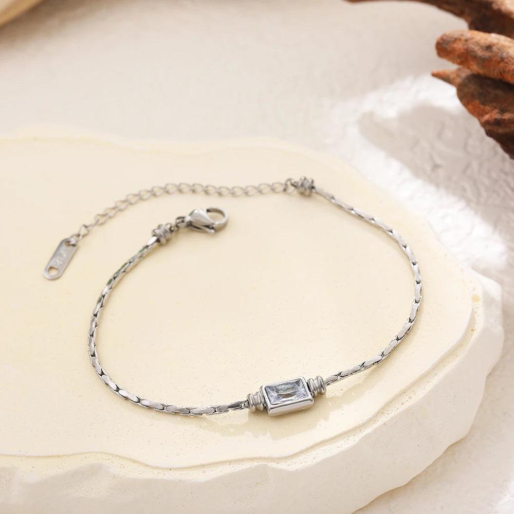 Vintage Bracelet with 18K Gold Plating and Zirconia