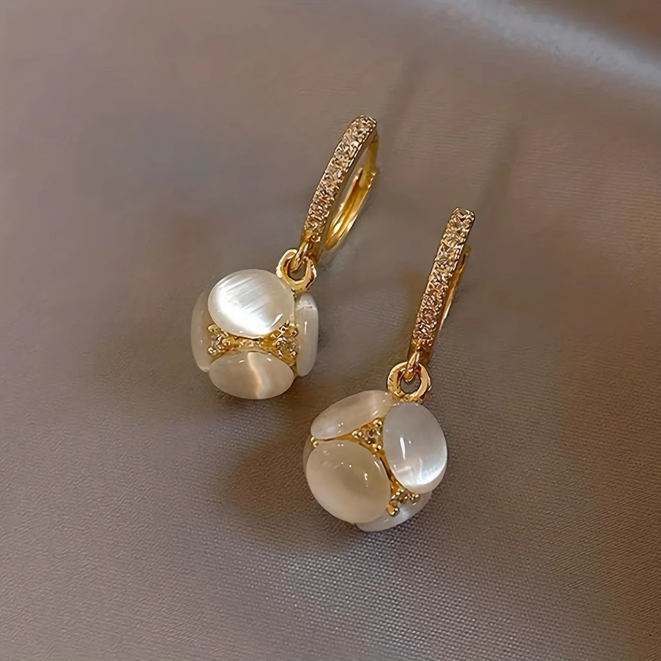 Pendientes Elegantes Retro con Piedra de la Luna