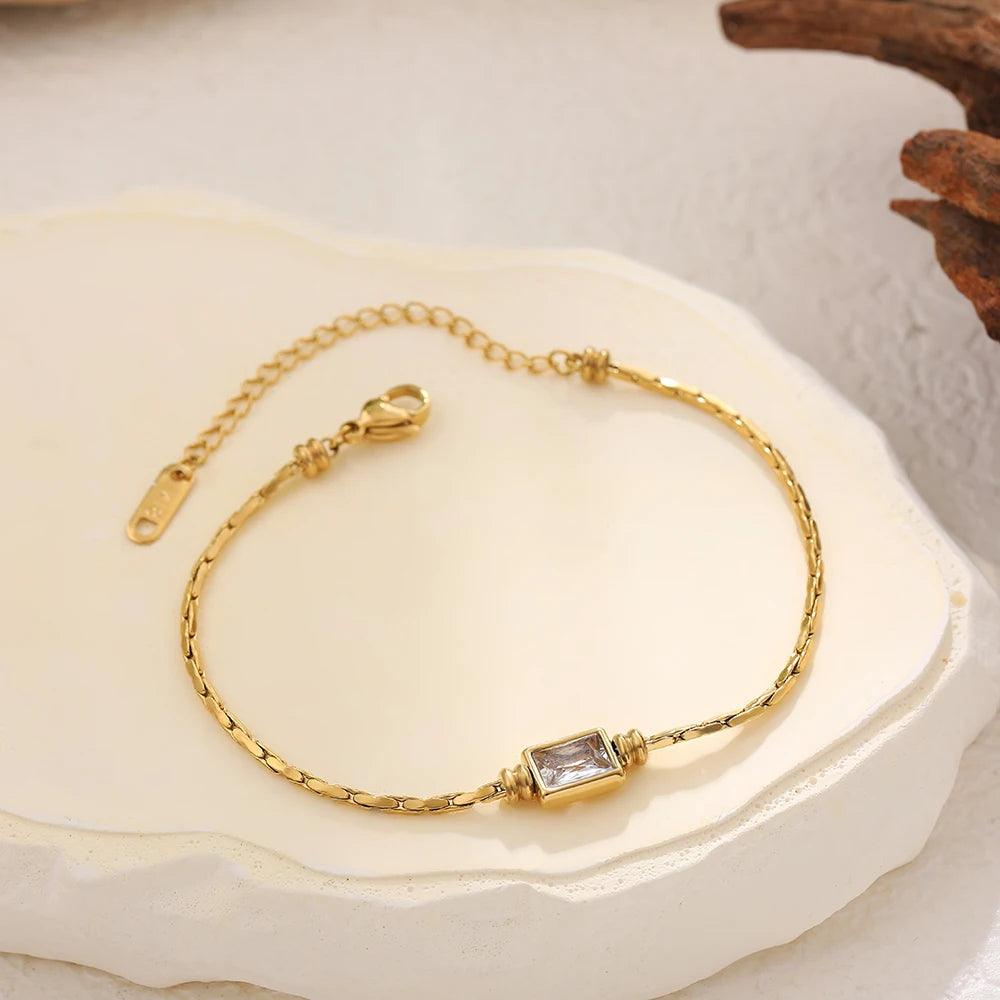 Vintage Bracelet with 18K Gold Plating and Zirconia