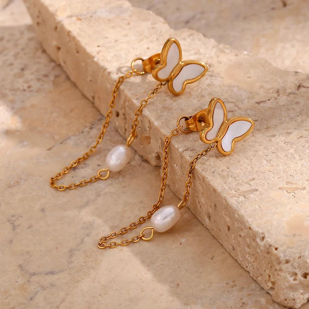 Pendientes Elegantes de Mariposa – Delicadeza y Estilo en Cada Detalle