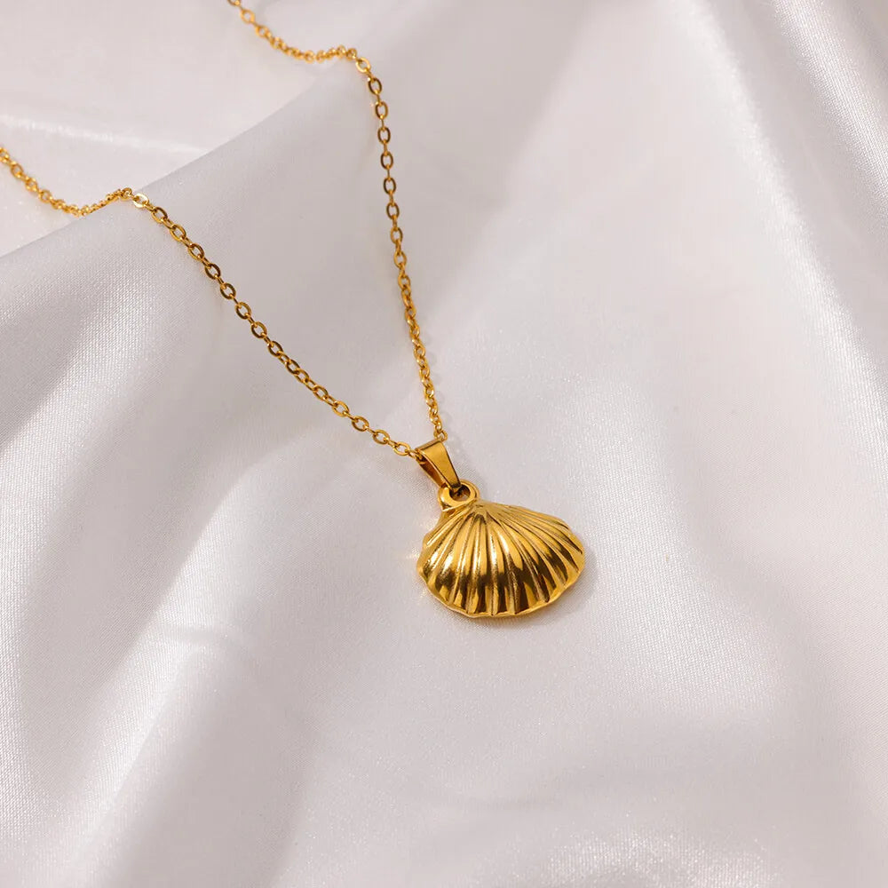 Summer Shell and Star Necklace