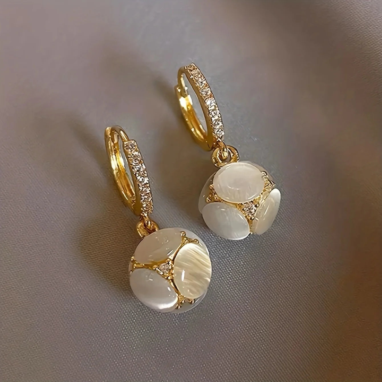 Pendientes Elegantes Retro con Piedra de la Luna