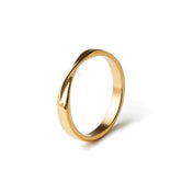 Twisted design wedding ring – elegant and plated in 18K gold
