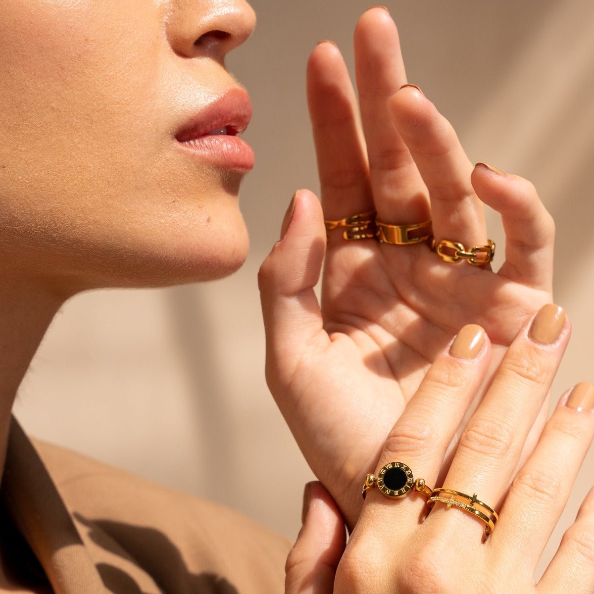 18K Gold Plated Spinning Ring with Roman Numerals