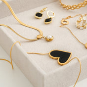 Sweet Alhambra Inspired Necklace - Green Heart