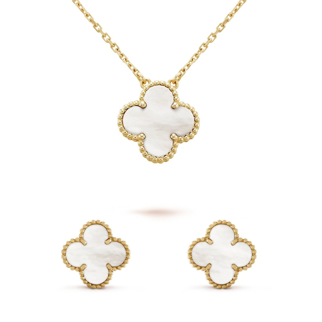 Matching Necklace and Earrings – Unique Clover Design 🍀